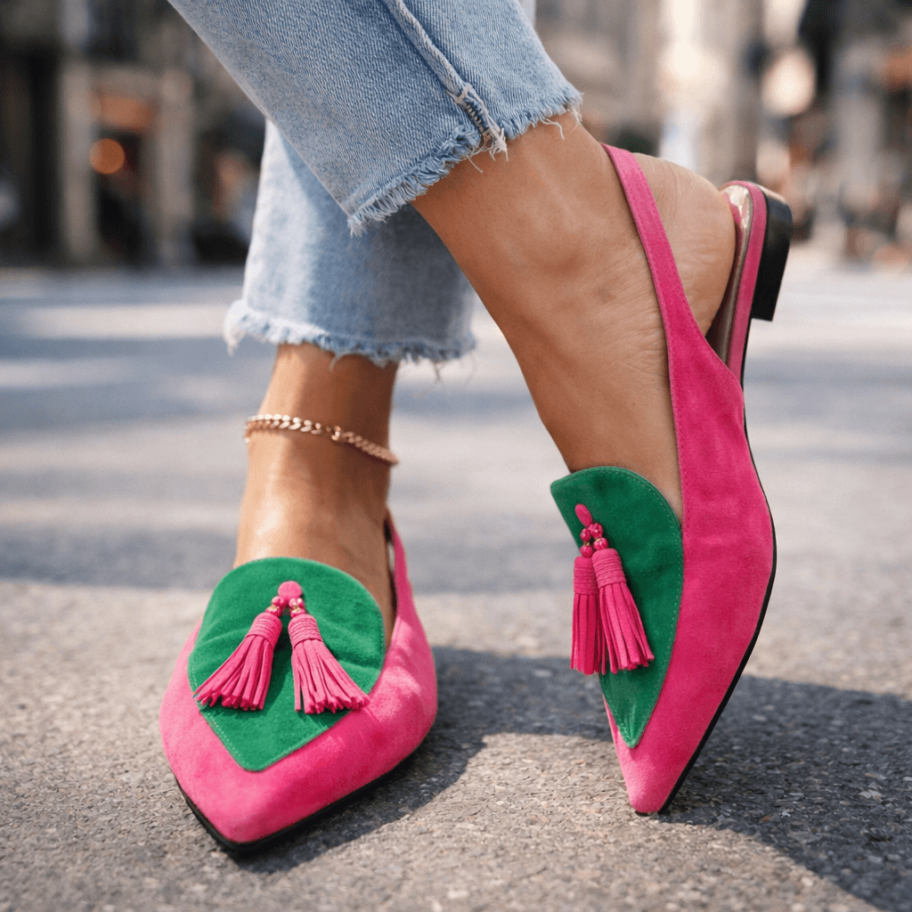 Clarke - Flats de Tiras con Borla